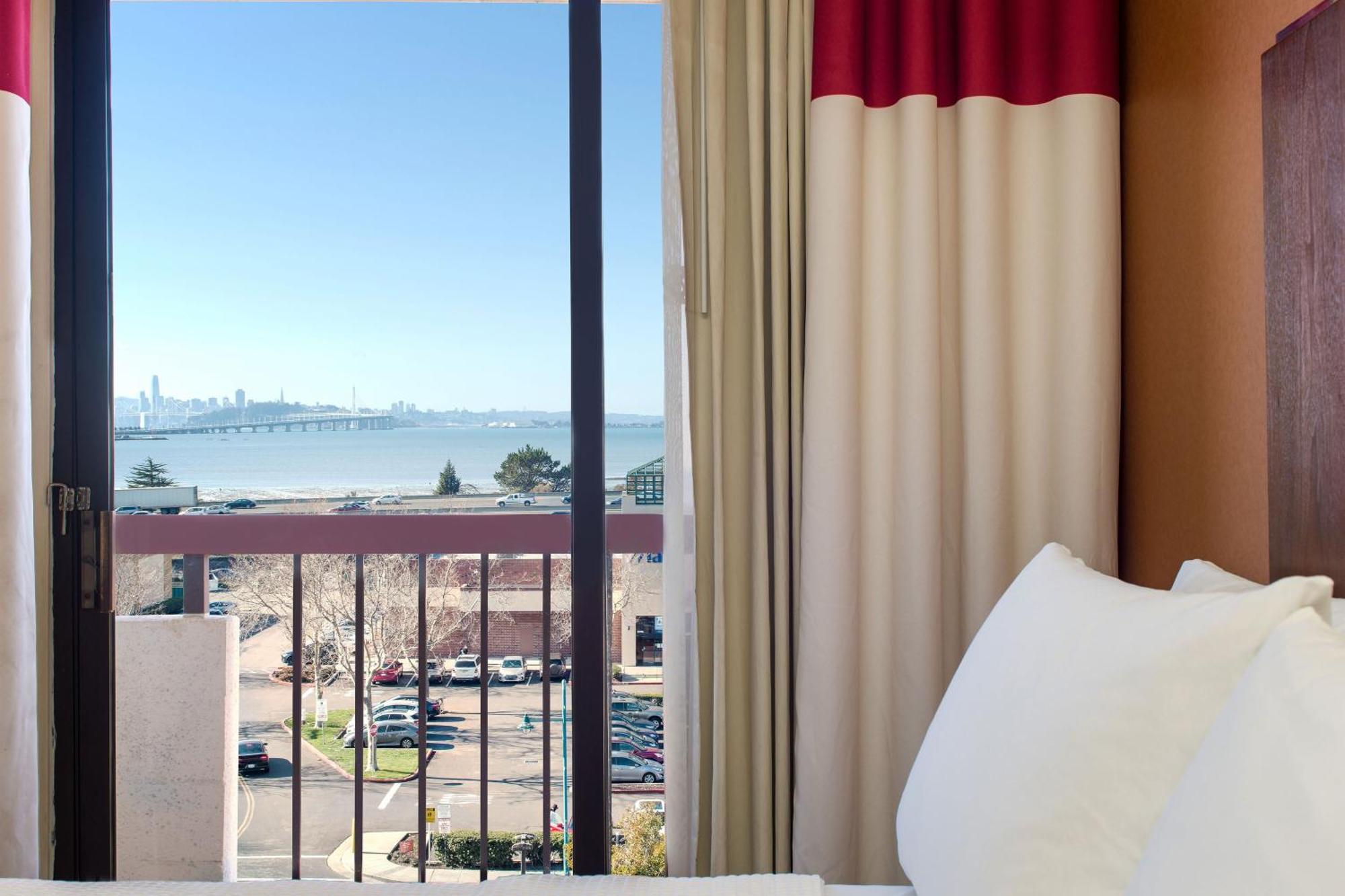Four Points By Sheraton - San Francisco Bay Bridge 3*