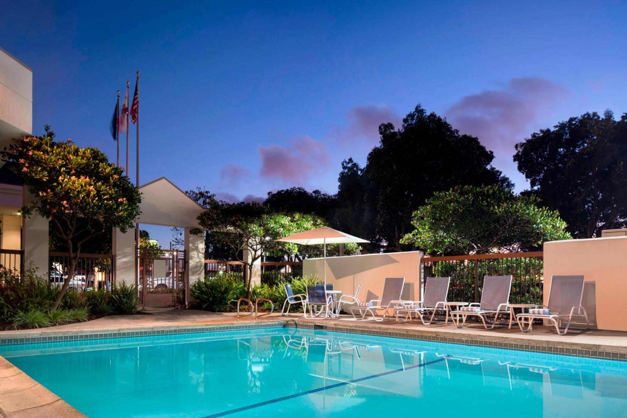 Four Points By Sheraton - San Francisco Bay Bridge 3*